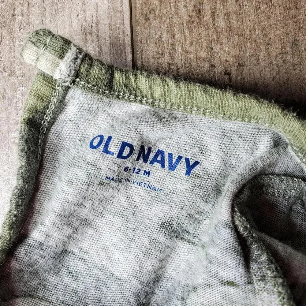 Old Navy 100% Cotton Green Camo Short Sleeve Jersey Jumpsuit for Baby Girl 6-12m